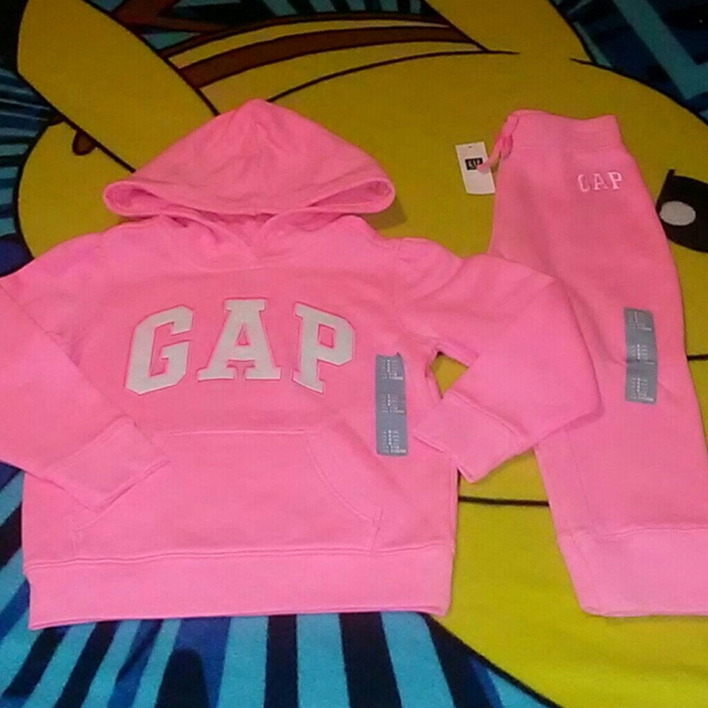 NWT BabyGap Set